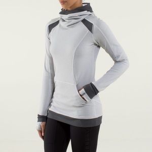 Lululemon Base Runner Size 6